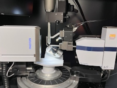 Laboratorio de Difracción de Rayos X Laboratorio de Difracción de Rayos X